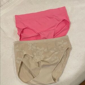 2 pairs panties.  Pink Bali. Nude Jockey.  Size 7 Large